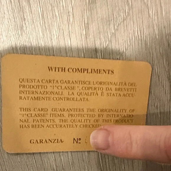 Alviero Martini Prima Classe Clear map tote - Picture 3 of 10